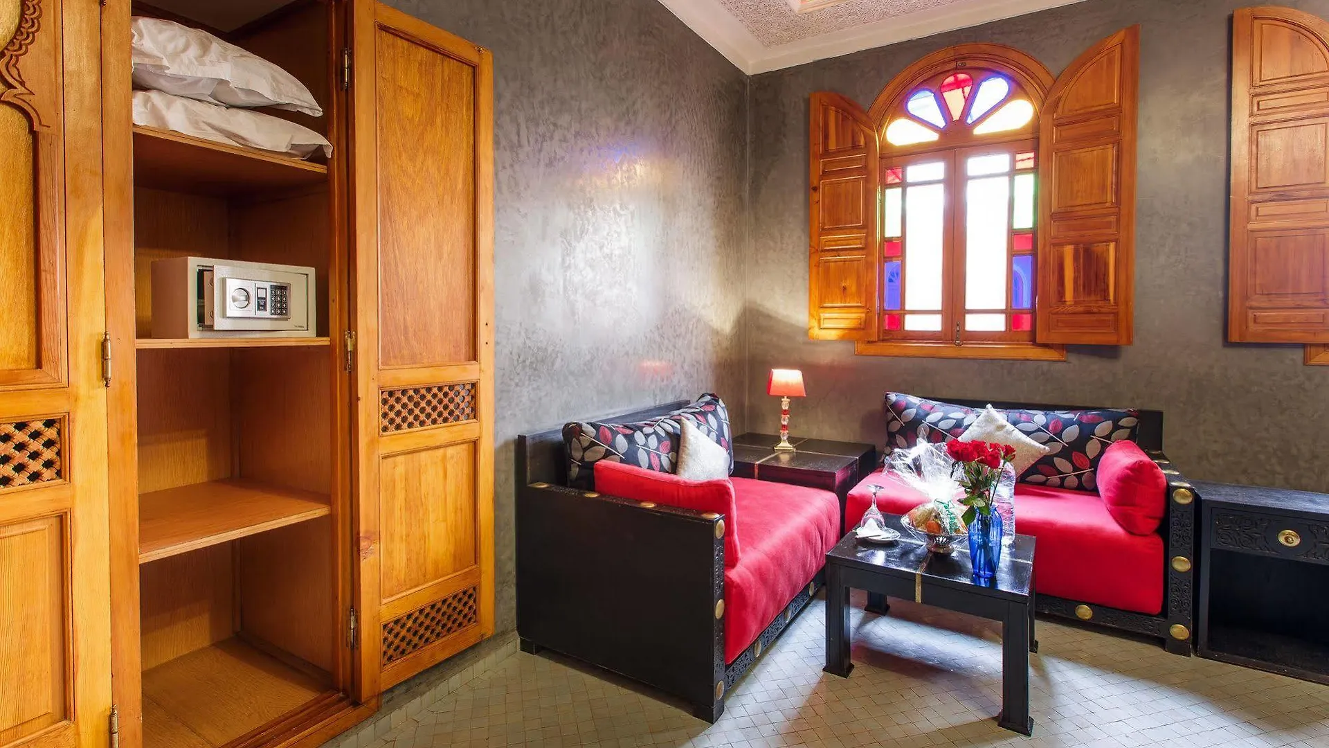 Hotel Riad Andalib Fez 4*,